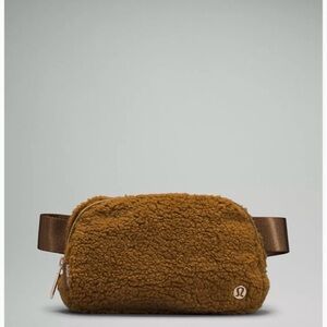 Lululemon Gold Sherpa Belt Bag